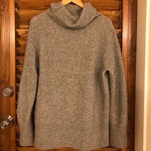 Aritzia sweater